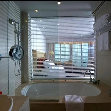 アパート Hanza Tower Casino & Pool & Sauna & Jacuzzi *