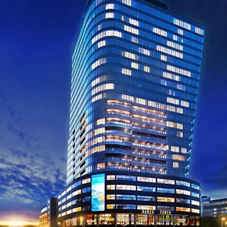Hanza Tower Casino & Pool & Sauna & Jacuzzi شقة *